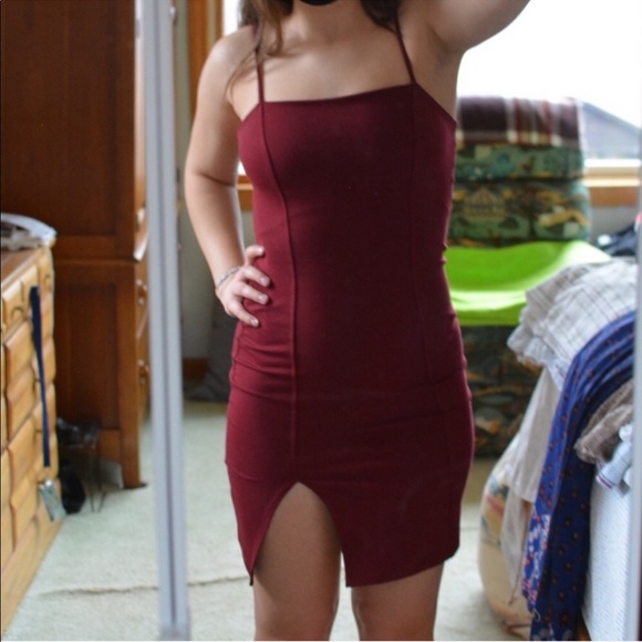 Forever 21 Dresses & Skirts - Forever 21 Maroon Straight Neck Bodycon Dress
